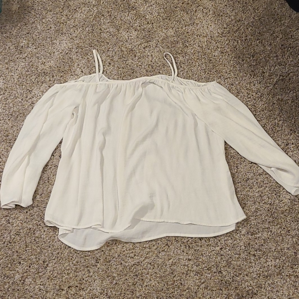 Vince Camuto Off The Shoulders Shirt